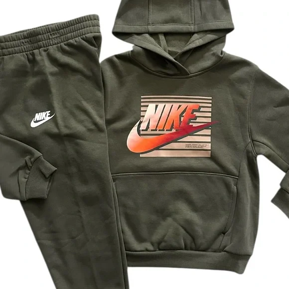 Nike Boys Size 6 Hooded Sweatshirt & Jogger Pants Olive Green 2PC Set NWT - Picture 4 of 4